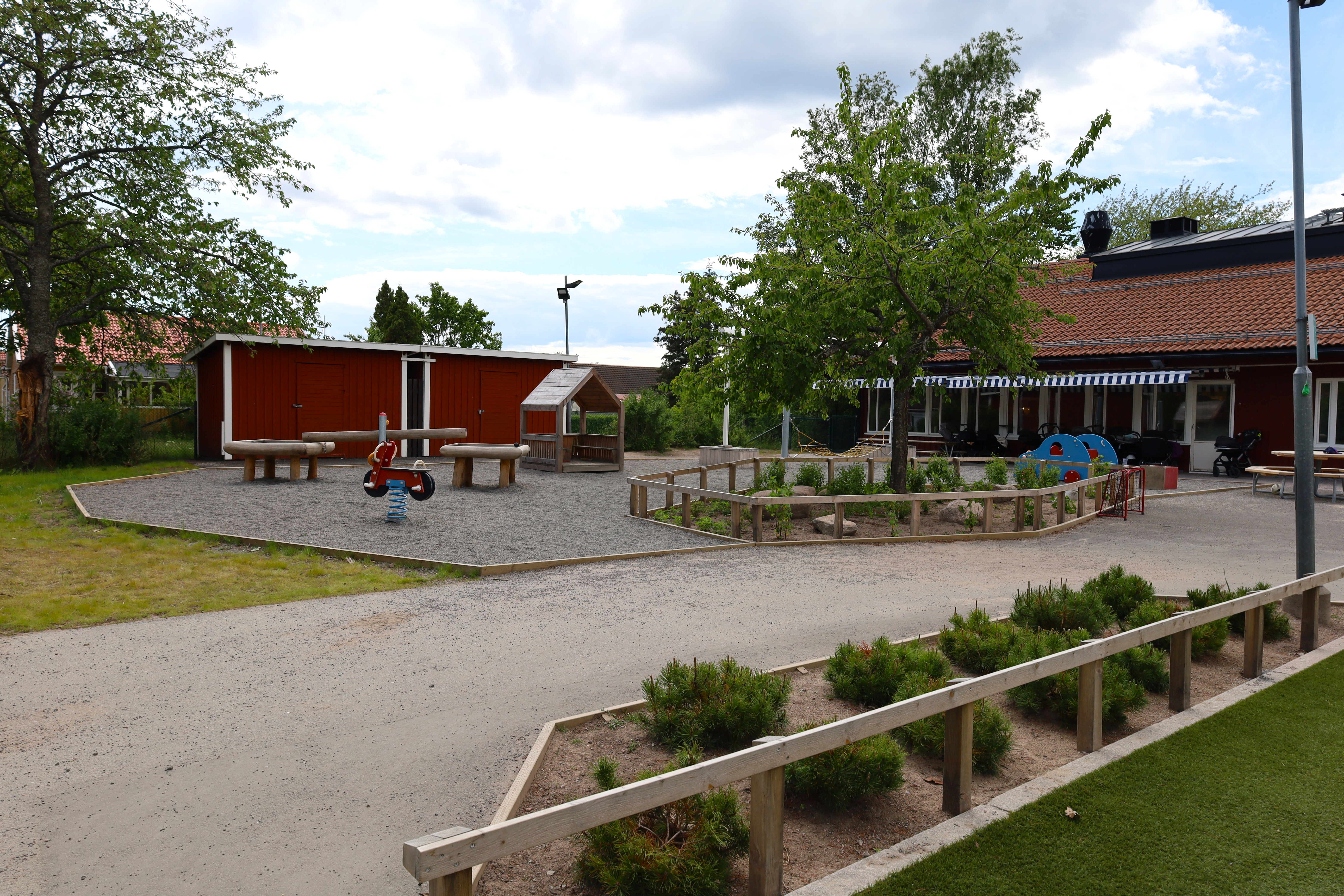 Myrgångens förskolegård.
